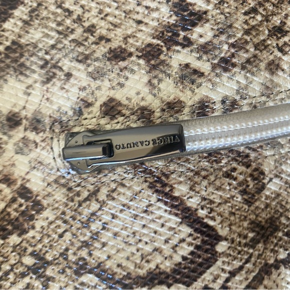 Vince Camuto Snakeskin Beaanna Boots Size 7 - Picture 9 of 9